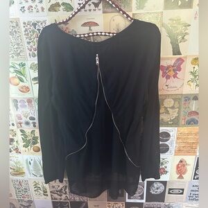 Dex size large. Zipper designed long sleeve shirt . Good condition